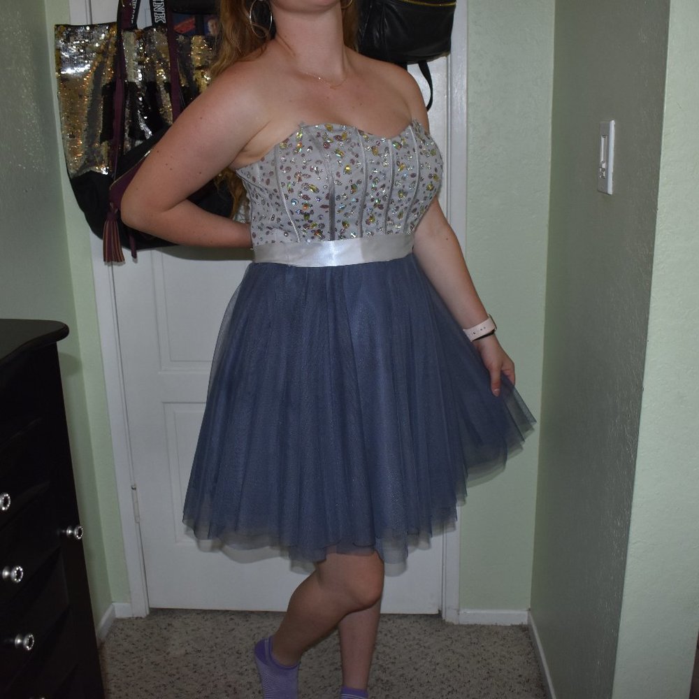 Gray sparkley prom dress